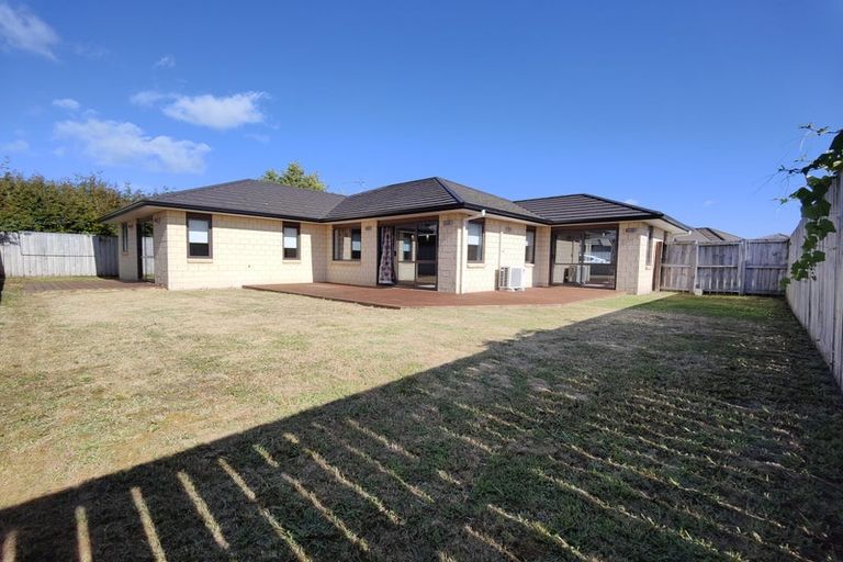 Photo of property in 6 Astelia Lane, Rototuna North, Hamilton, 3210