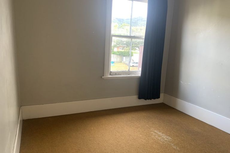 Photo of property in 8a Clermont Terrace, Kelburn, Wellington, 6012