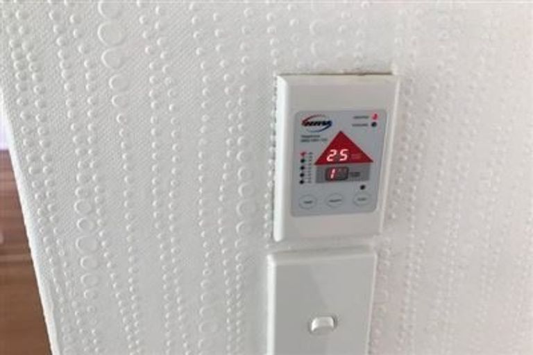 Photo of property in 17 Fyfe Avenue, Papatoetoe, Auckland, 2025