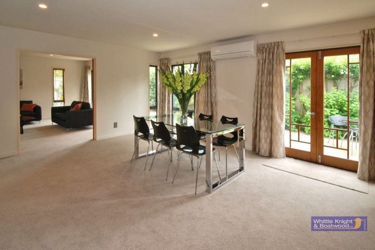 Photo of property in 40a Thornycroft Street, Fendalton, Christchurch, 8052