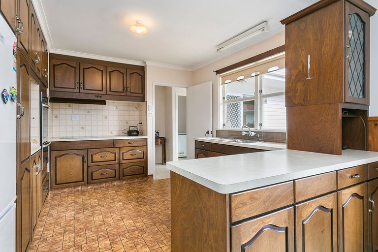 Photo of property in 20 Clare Street, Cambridge, 3434