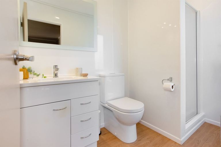 Photo of property in 22 Sailmaker Close, Whitby, Porirua, 5024