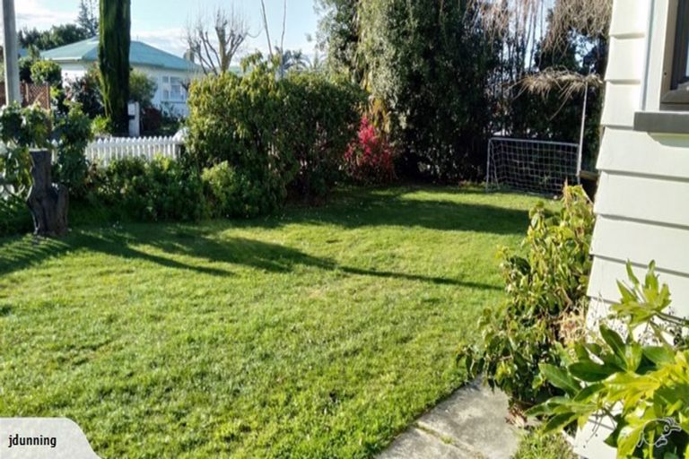 Photo of property in 24 Chester Street, Taradale, Napier, 4112