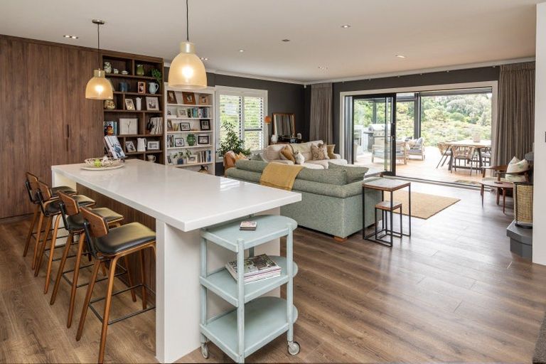 Photo of property in 26 Estuary Views, Shelly Park, Auckland, 2014