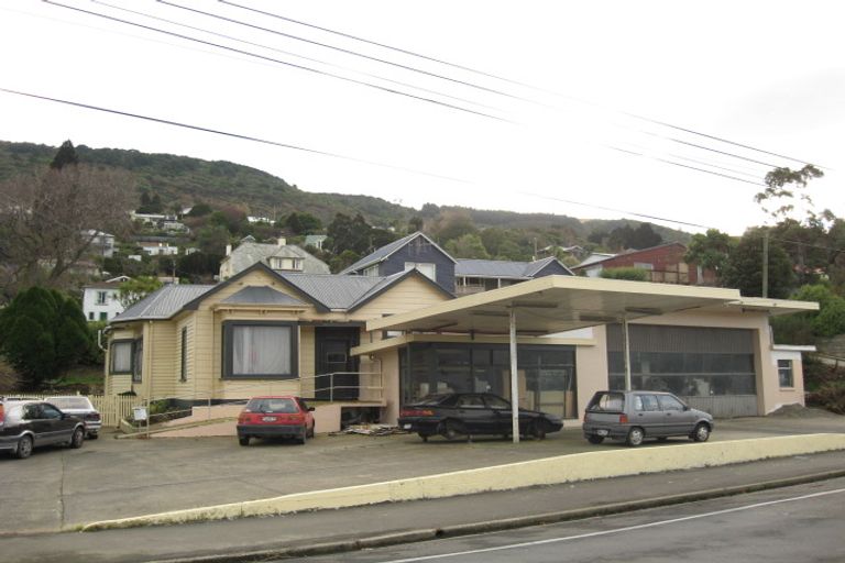 Photo of property in 207 Ravensbourne Road, Ravensbourne, Dunedin, 9022