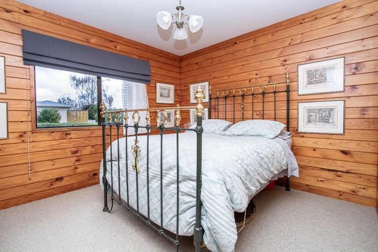 Photo of property in 1 Beadle Place, St Andrews, Hamilton, 3200