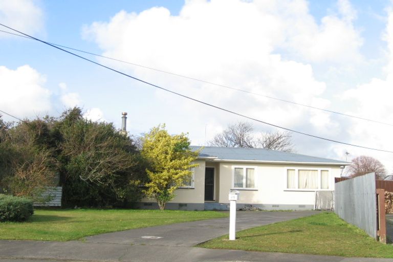Photo of property in 26 Taylor Avenue, Feilding, 4702