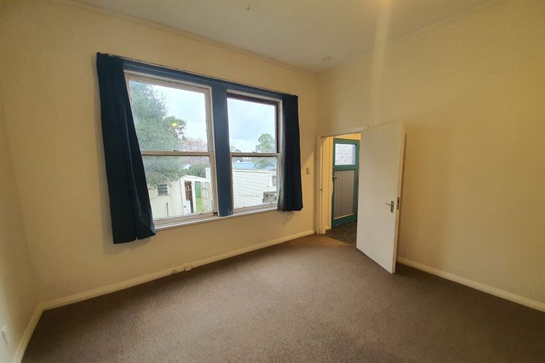 Photo of property in 6 Devon Street, Aro Valley, Wellington, 6021