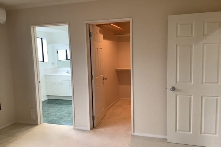 Photo of property in 37 De Menech Grove, Avalon, Lower Hutt, 5011