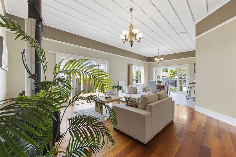 Photo of property in 43 Vogel Street, Cambridge, 3434