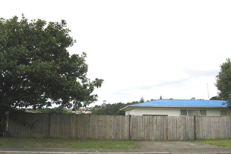 Photo of property in 55 Lauderdale Road, Birkdale, Auckland, 0626