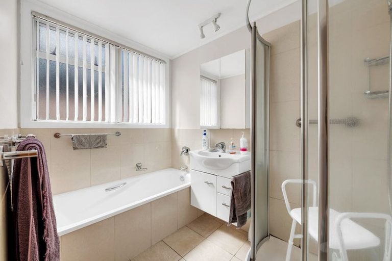 Photo of property in 5 Haughey Avenue, Three Kings, Auckland, 1042