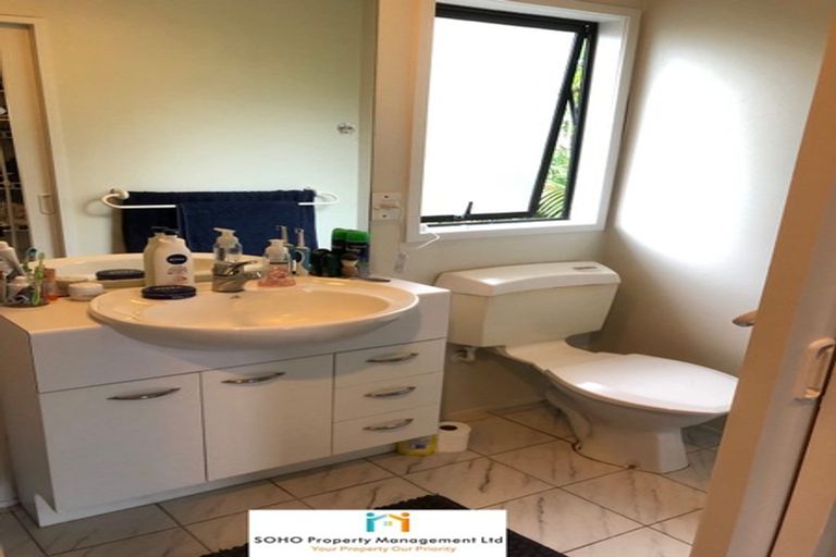 Photo of property in 2/87 Clovelly Road, Bucklands Beach, Auckland, 2012