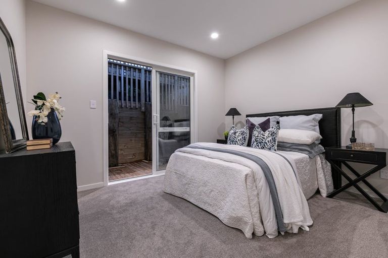 Photo of property in 7 Surf View Crescent, Red Beach, 0932