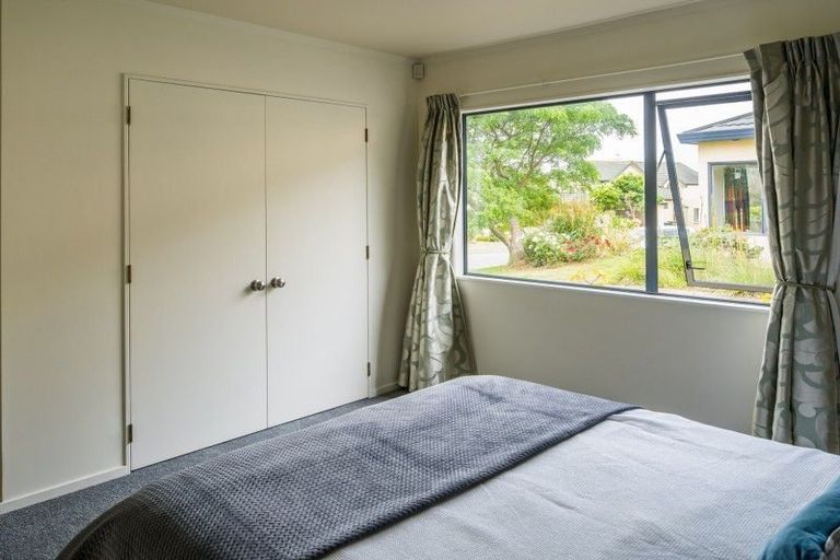 Photo of property in 54a Halladale Road, Papakowhai, Porirua, 5024