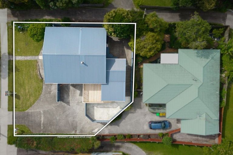 Photo of property in 11 Craigbank Avenue, New Lynn, Auckland, 0600
