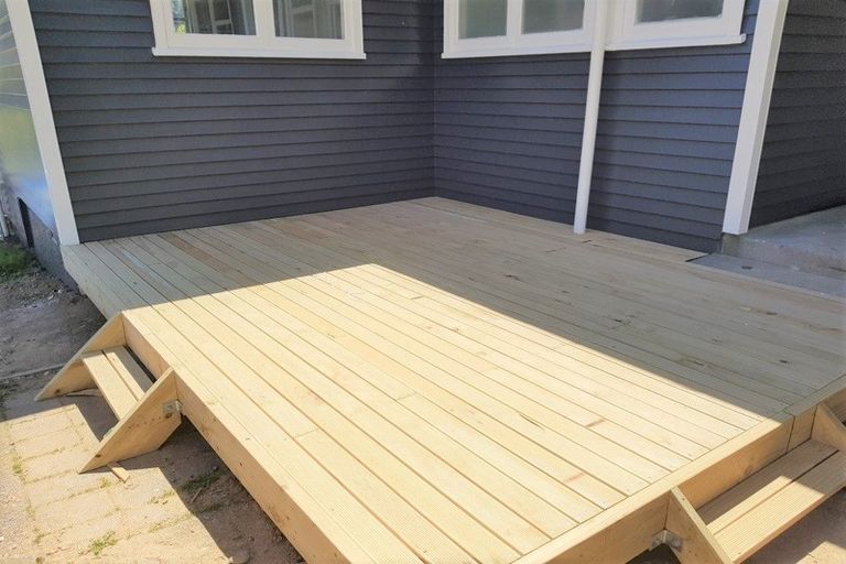 Photo of property in 38 Cardiff Crescent, Cannons Creek, Porirua, 5024