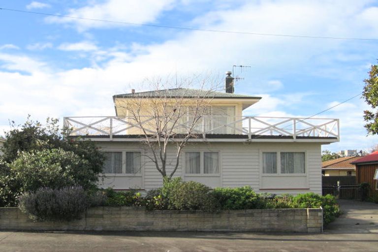 Photo of property in 3 Nott Street, Westshore, Napier, 4110