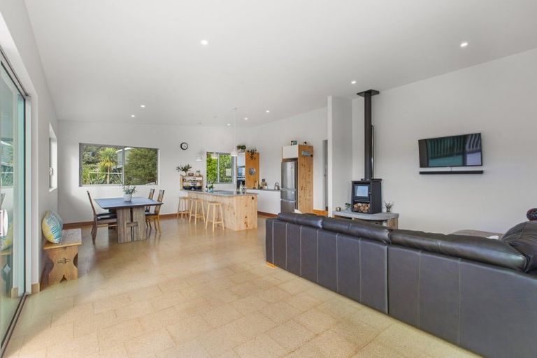 Photo of property in 352 Te Papatapu Road, Raglan, Te Mata, 3894