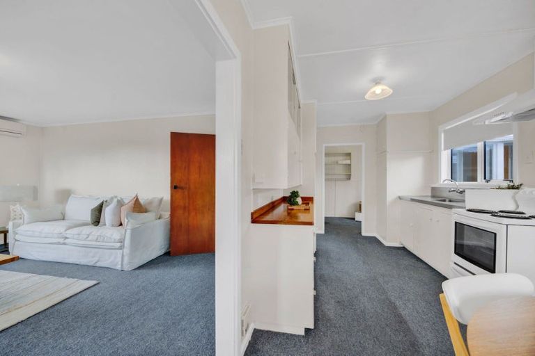 Photo of property in 5 Raleigh Street, Vogeltown, New Plymouth, 4310