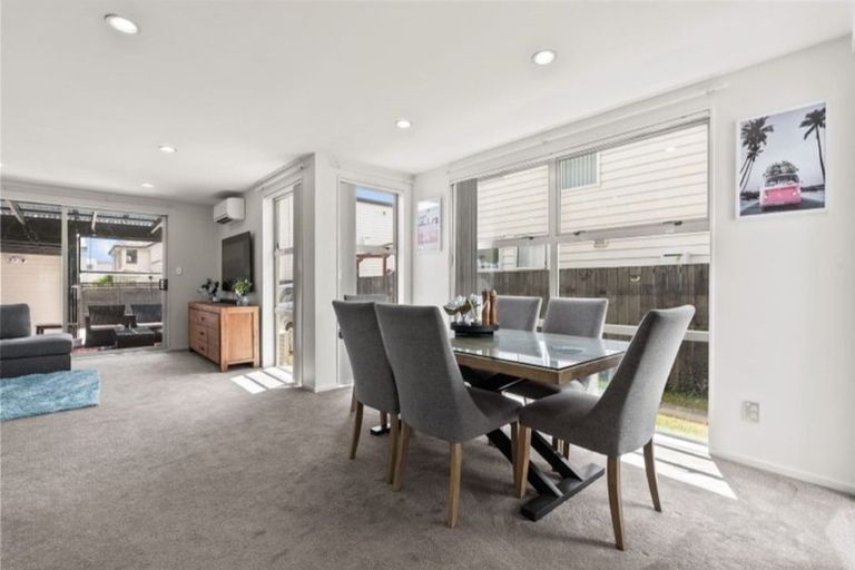 Photo of property in 176 Porchester Road, Takanini, 2112