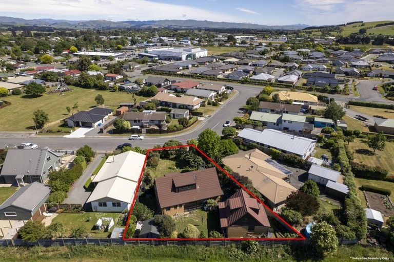 Photo of property in 44 Seadown Crescent, Amberley, 7410