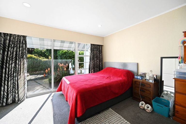 Photo of property in 104 Poaka Avenue, Dinsdale, Hamilton, 3204