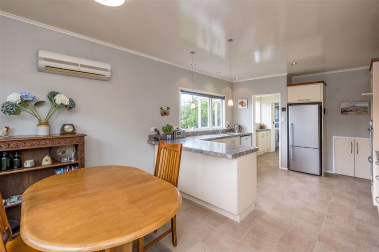 Photo of property in 15a Kawiu Road, Levin, 5510