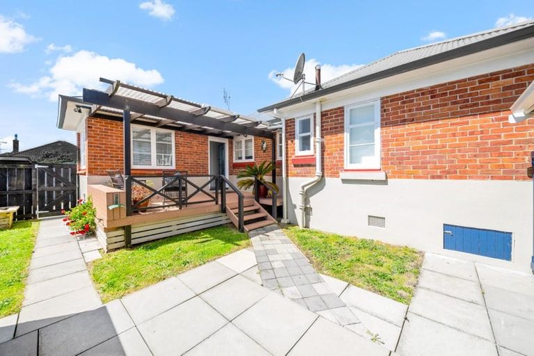 Photo of property in 80 Seddon Street, Pukekohe, 2120