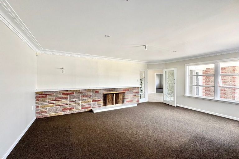 Photo of property in 2b Adams Road, Manurewa, Auckland, 2102