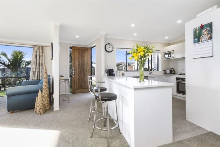 Photo of property in 3 Hanwood Way, Pyes Pa, Tauranga, 3112