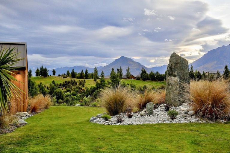 Photo of property in 30 Mckellar Drive, Jacks Point, Queenstown, 9371