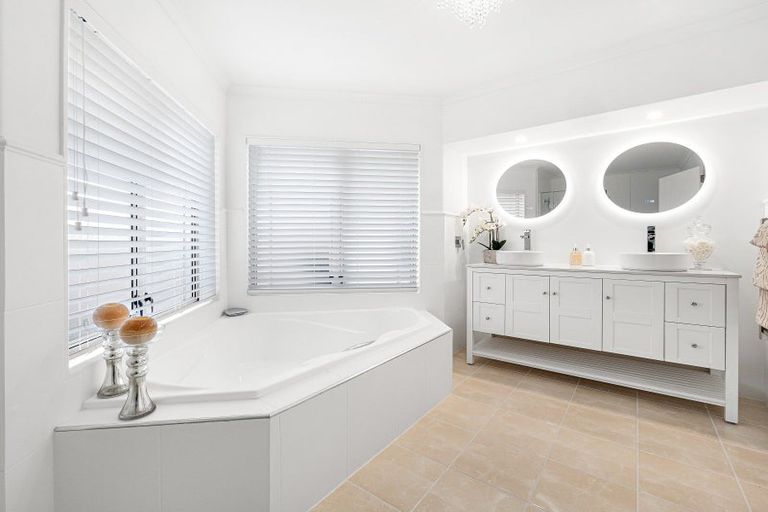 Photo of property in 16 Malibu Key, Papamoa Beach, Papamoa, 3118