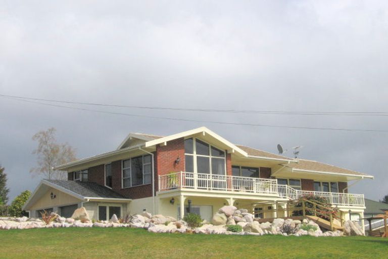 Photo of property in 79 Utuhina Road, Springfield, Rotorua, 3015