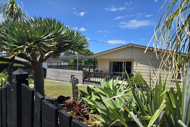 Photo of property in 266 Marsden Point Road, Ruakaka, 0116