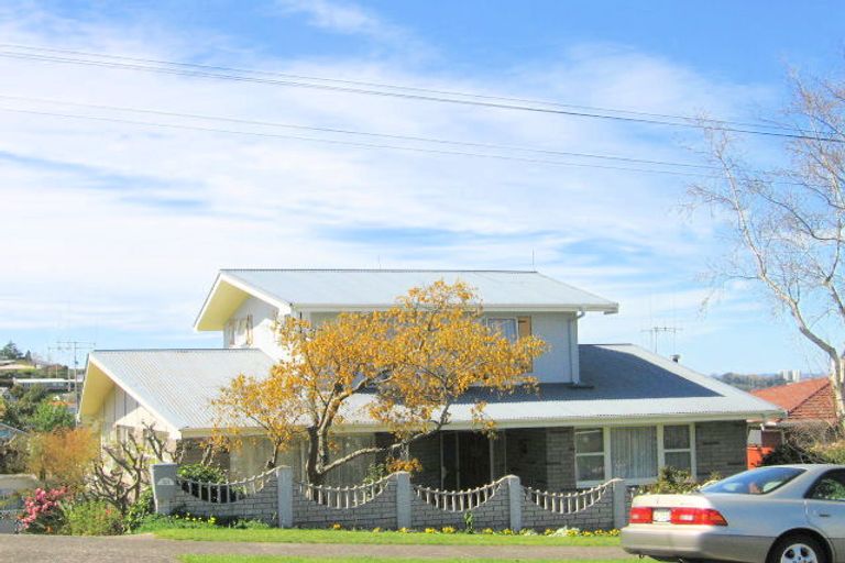 Photo of property in 123 Bellevue Road, Brookfield, Tauranga, 3110