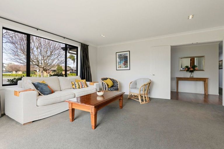 Photo of property in 9 Cooper Crescent, Cambridge, 3434