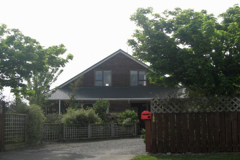 Photo of property in 186 High Street, Oxford, 7430