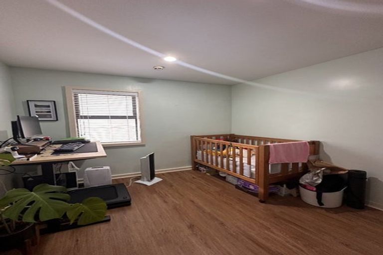 Photo of property in Terrace Tower Apartments, 126 The Terrace, Wellington Central, Wellington, 6011