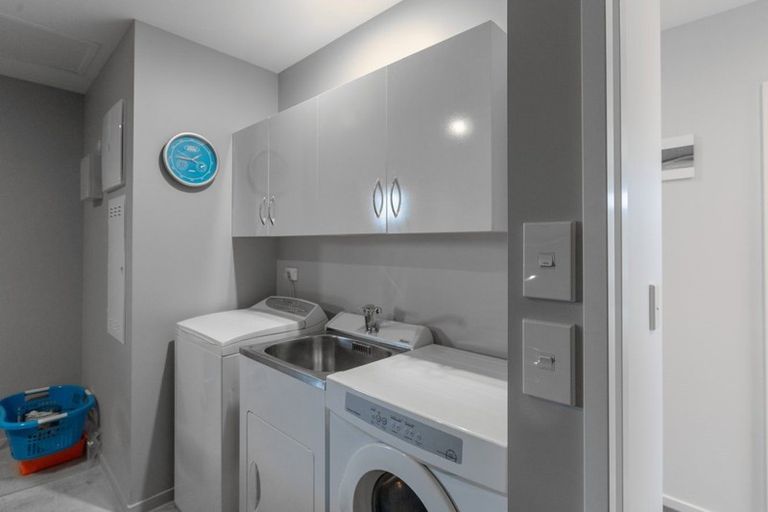 Photo of property in 5 Koreke Lane, Halswell, Christchurch, 8025