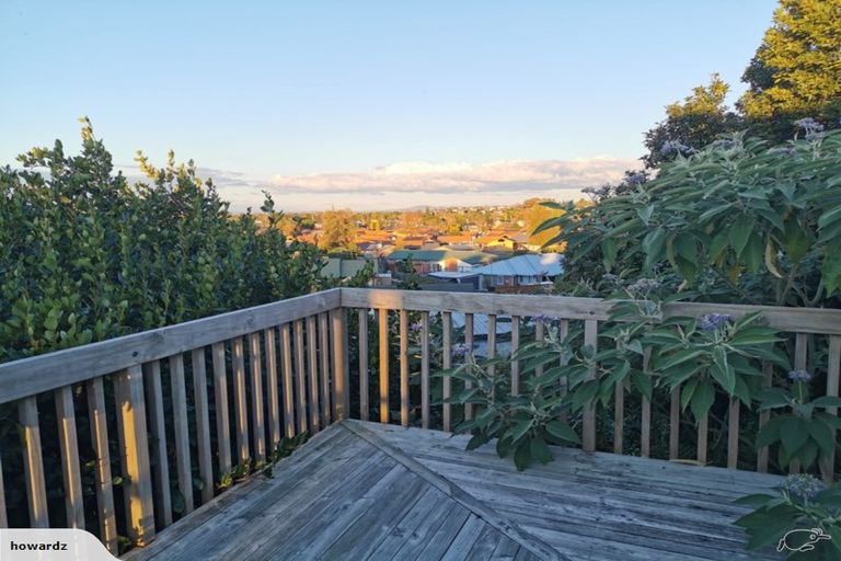 Photo of property in 27 Church Road, Pukete, Hamilton, 3200