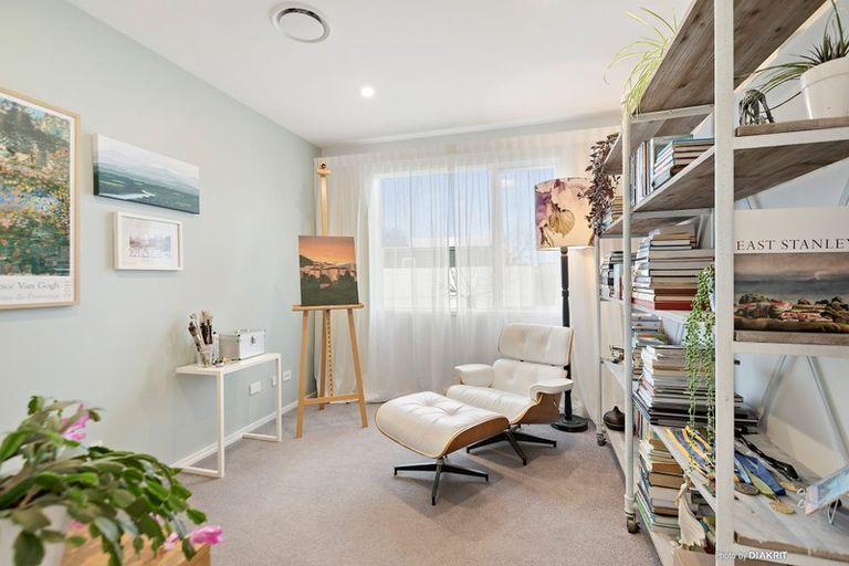 Photo of property in 6 Bey Lane, Greytown, 5712