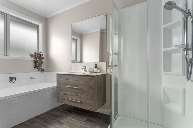 Photo of property in 15 Kakariki Drive, Coastlands, Whakatane, 3120