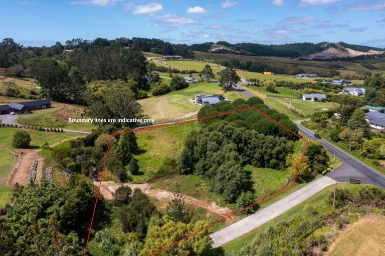 Photo of property in 400 Duck Road, Stillwater, Silverdale, 0993