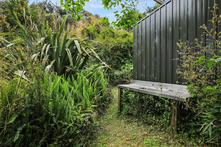 Photo of property in 15 Otuturu Crescent, Ruamahunga, Thames, 3575