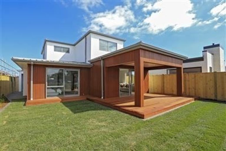 Photo of property in 10 Tuangi Way, Papamoa Beach, Papamoa, 3118