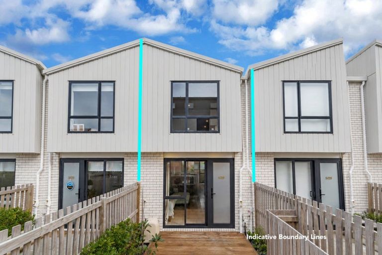 Photo of property in 4/29 Normandy Place, Henderson, Auckland, 0610