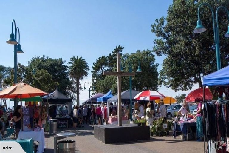 Photo of property in 2/19 Oban Road, Browns Bay, Auckland, 0630