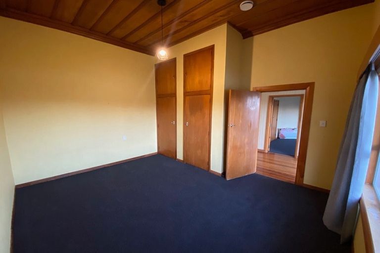 Photo of property in 18 Wood Street, Takaro, Palmerston North, 4410