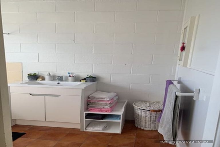 Photo of property in 2 Cameron Road, Hamilton East, Hamilton, 3216